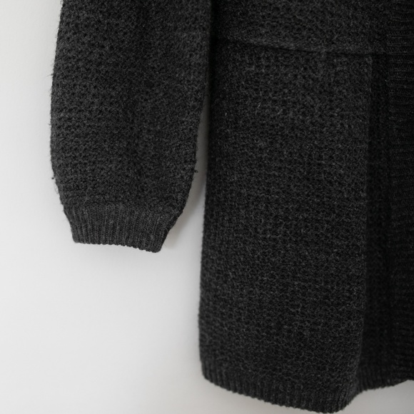 Urban Behavior Knit sweater - Picture 3 of 6